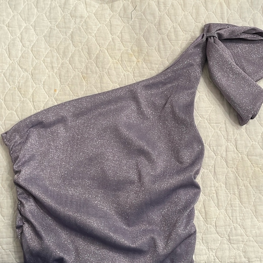 REVOLVE superdown mini dress size medium lilac, silver shiny color.